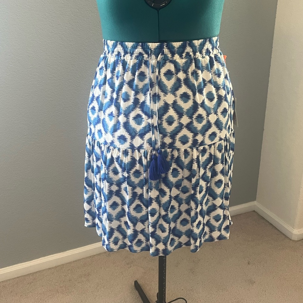 Knox Rose Blue and White Ikat Patterned Flouncy Skirt